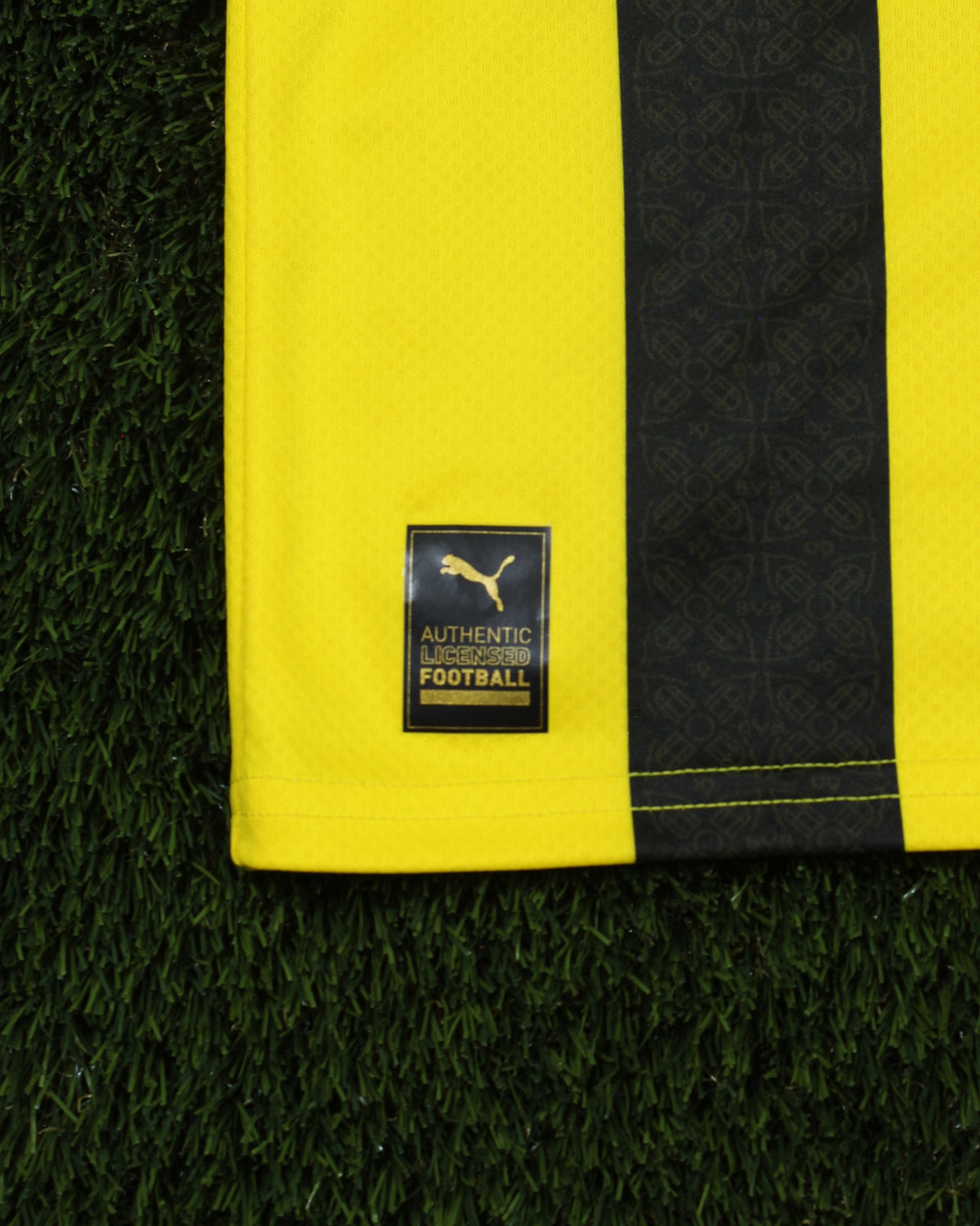Borussia Dortmund 2022/23 Home Shirt - Fan Version - Mint (10/10)