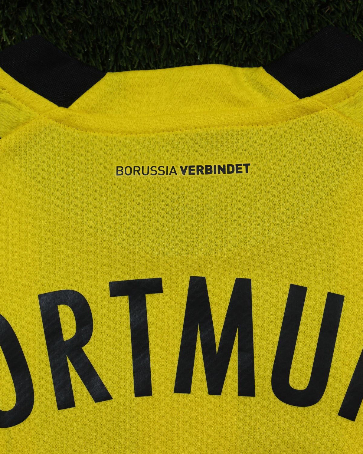 Borussia Dortmund 2022/23 Home Shirt - Fan Version - Mint (10/10)